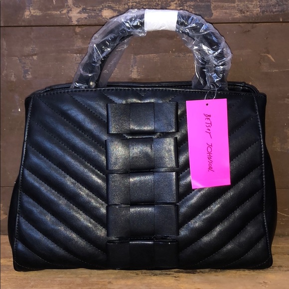 Betsey Johnson Handbags - Betsey Johnson purse 🖤